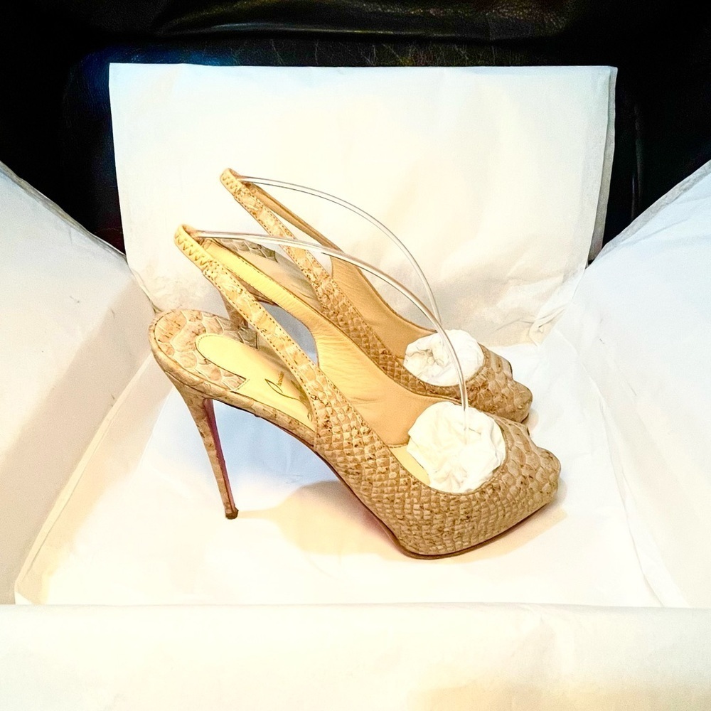 Christian Louboutin Private Number 120 python skin cork Anemone collection 38.5